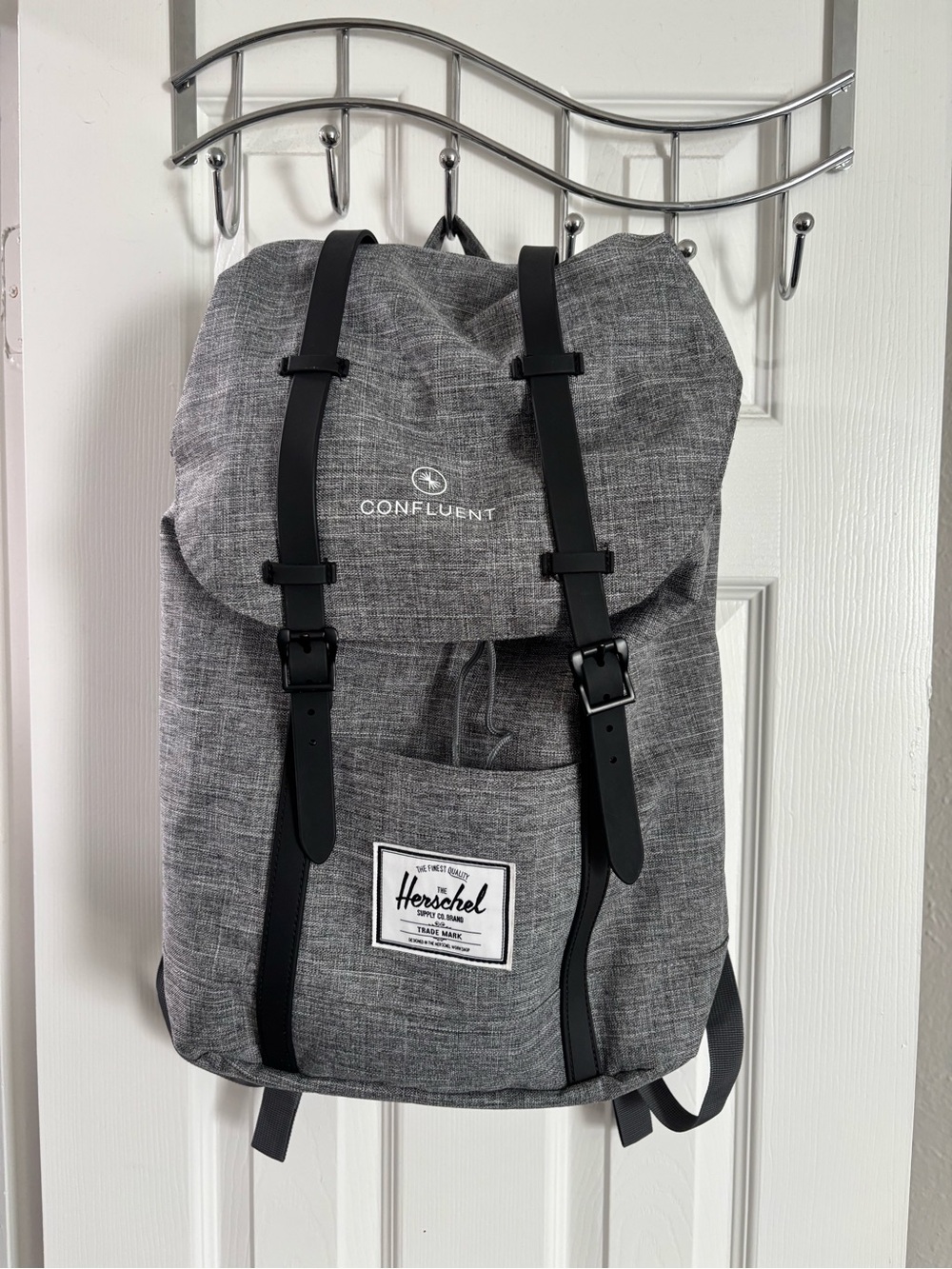 Herschel Supply Company Gray Men's Backpack with Black Straps
